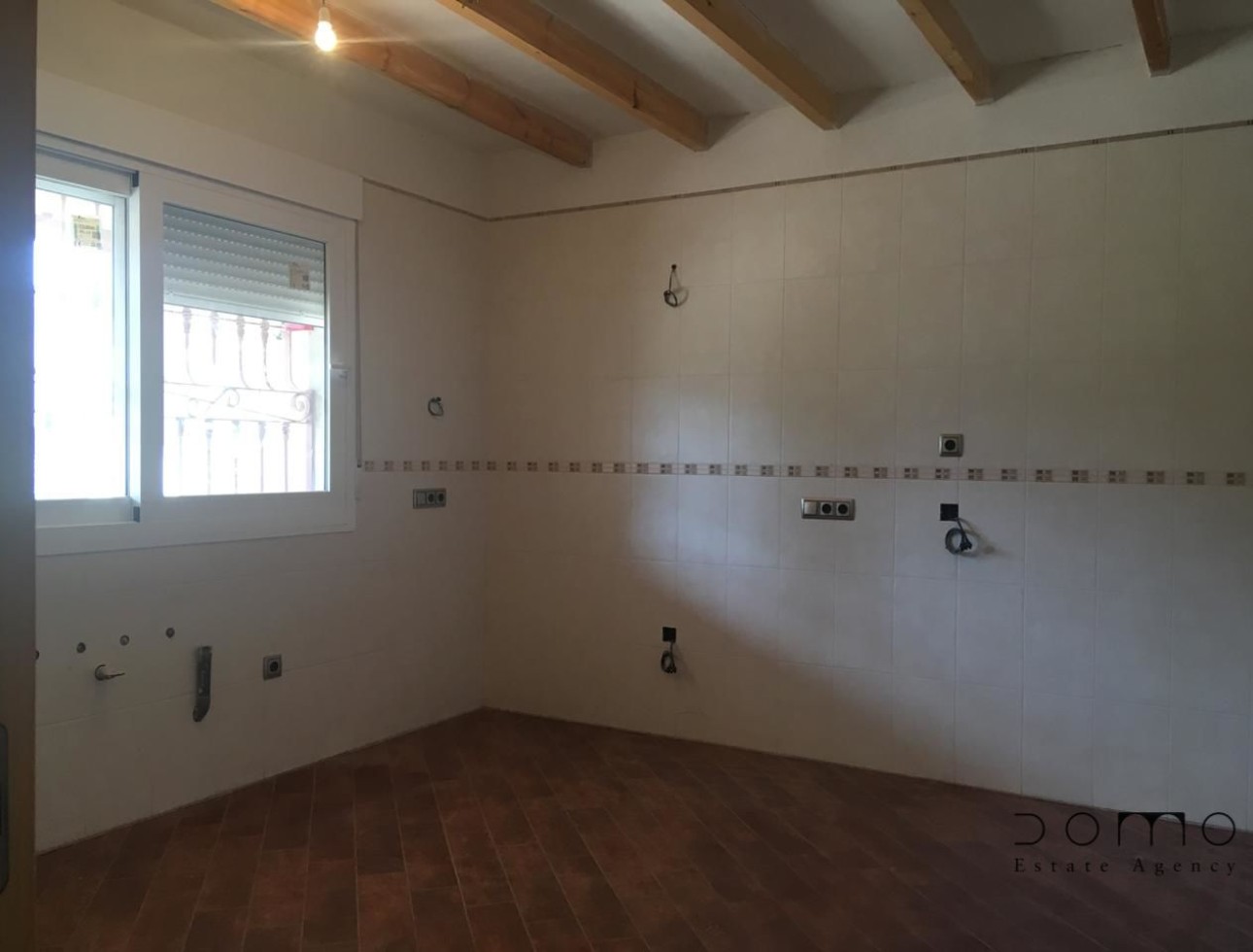 Resale - Villa / Semi-detached Villa - Turre