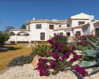 Resale - Villa / Semi-detached Villa - Turre