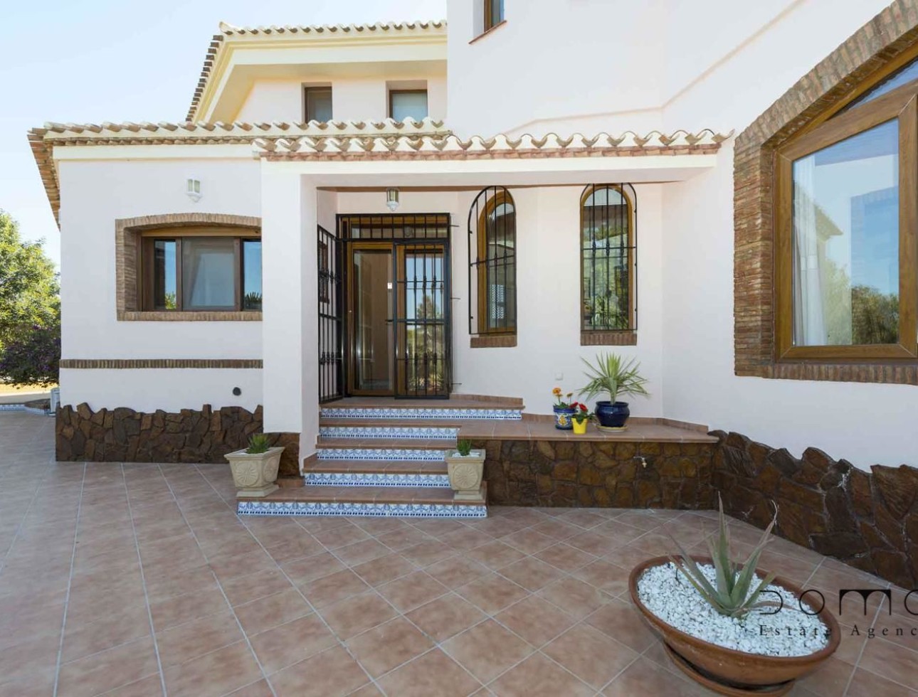 Resale - Villa / Semi-detached Villa - Turre