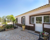 Resale - Villa / Semi-detached Villa - Turre