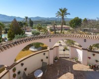 Resale - Villa / Semi-detached Villa - Turre