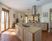 Resale - Villa / Semi-detached Villa - Turre