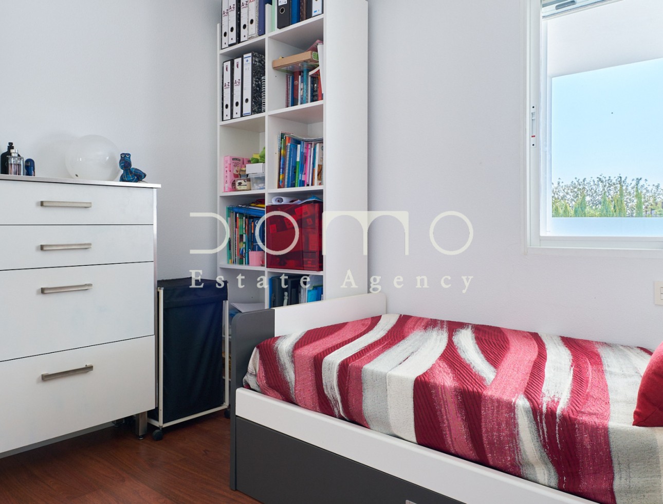 Resale - Villa / Semi-detached Villa - Turre
