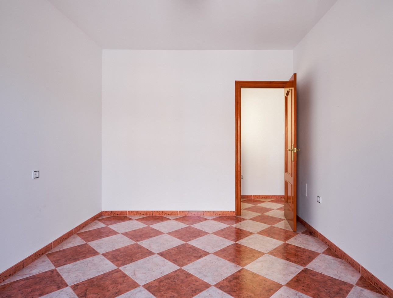 Resale - Villa / Semi-detached Villa - Turre