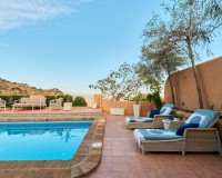 Resale - Villa / Semi-detached Villa - Turre