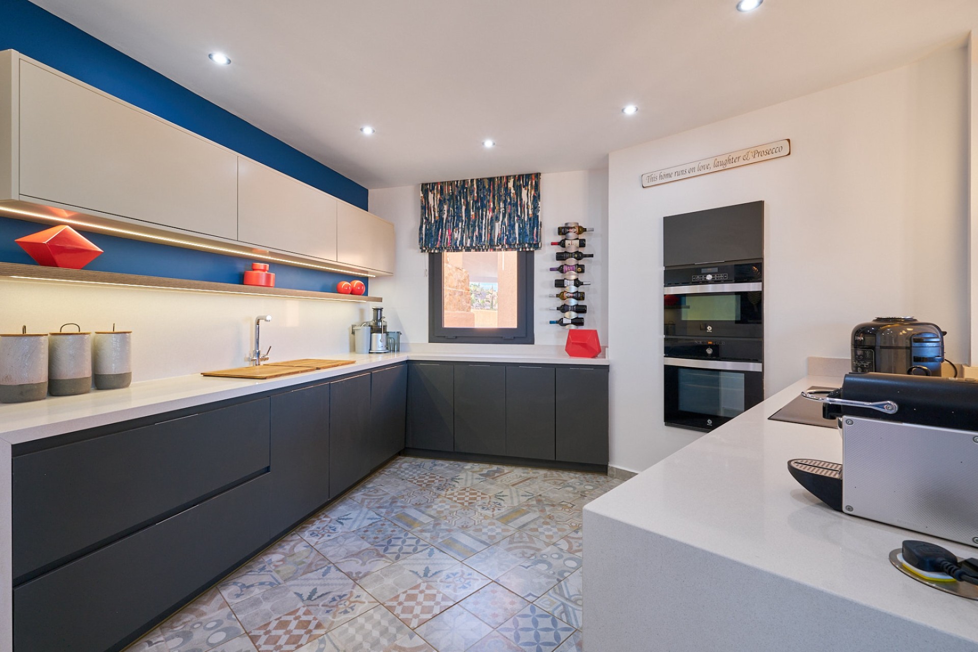 Resale - Villa / Semi-detached Villa - Turre