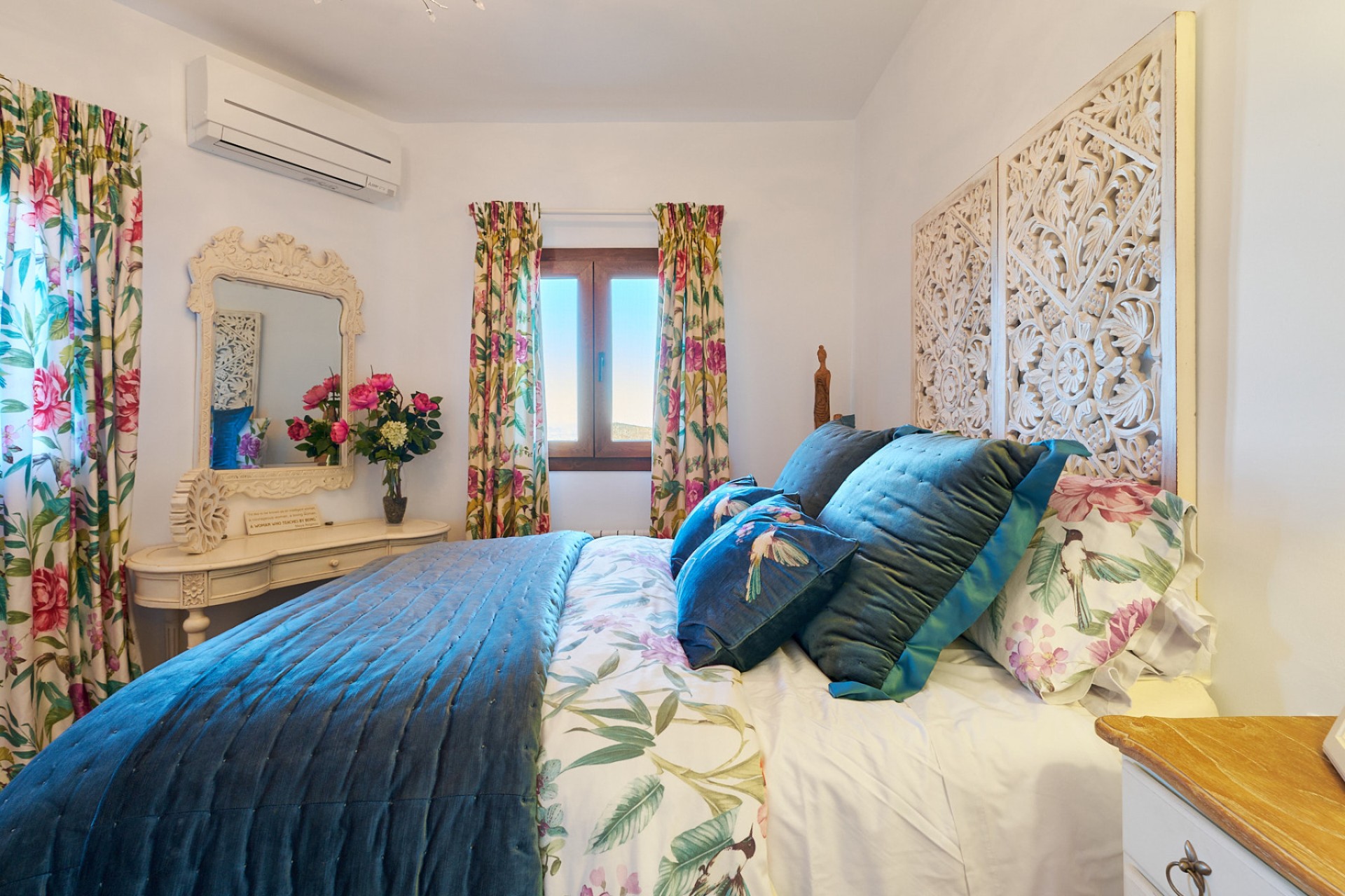 Resale - Villa / Semi-detached Villa - Turre