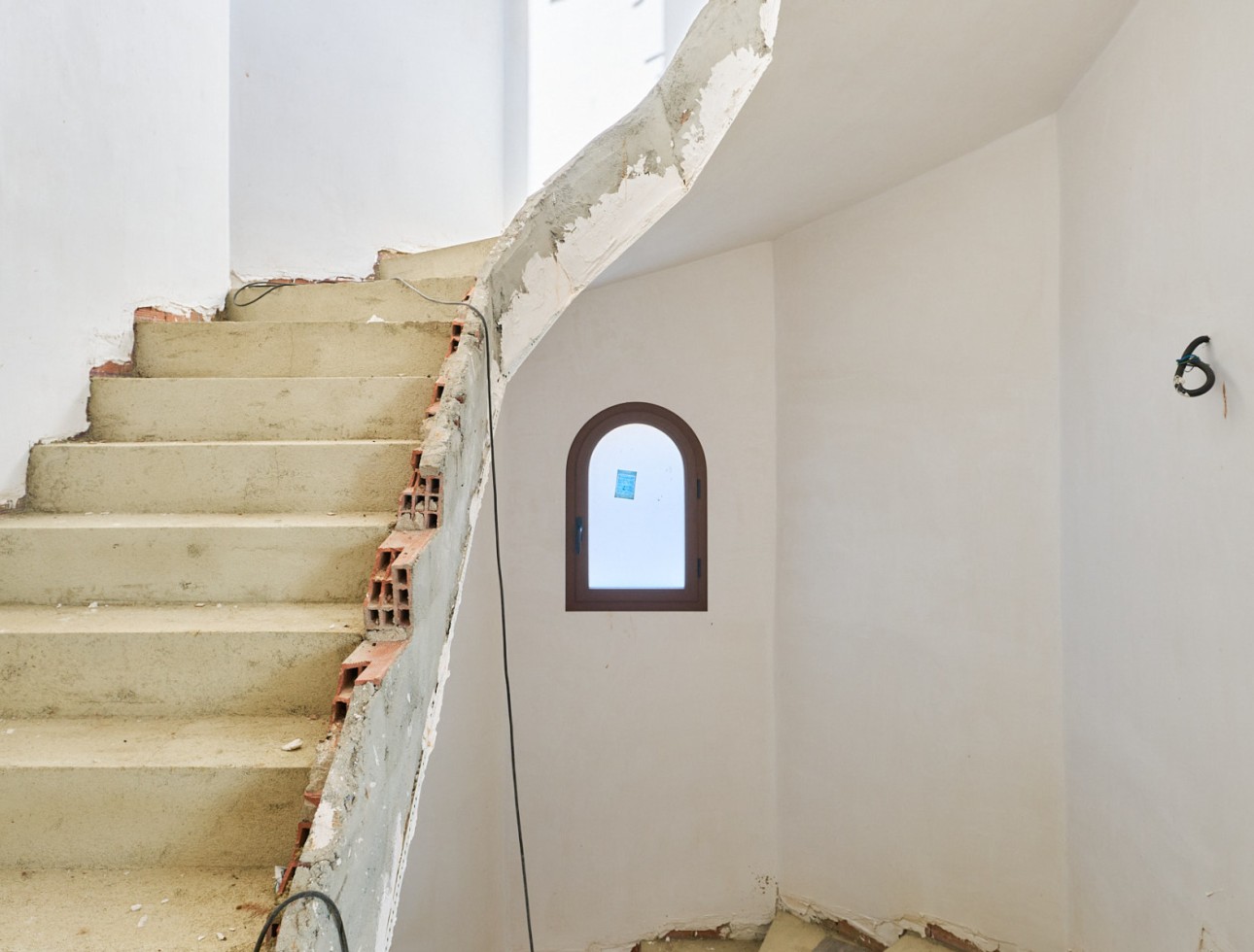 Resale - Villa / Semi-detached Villa - Turre