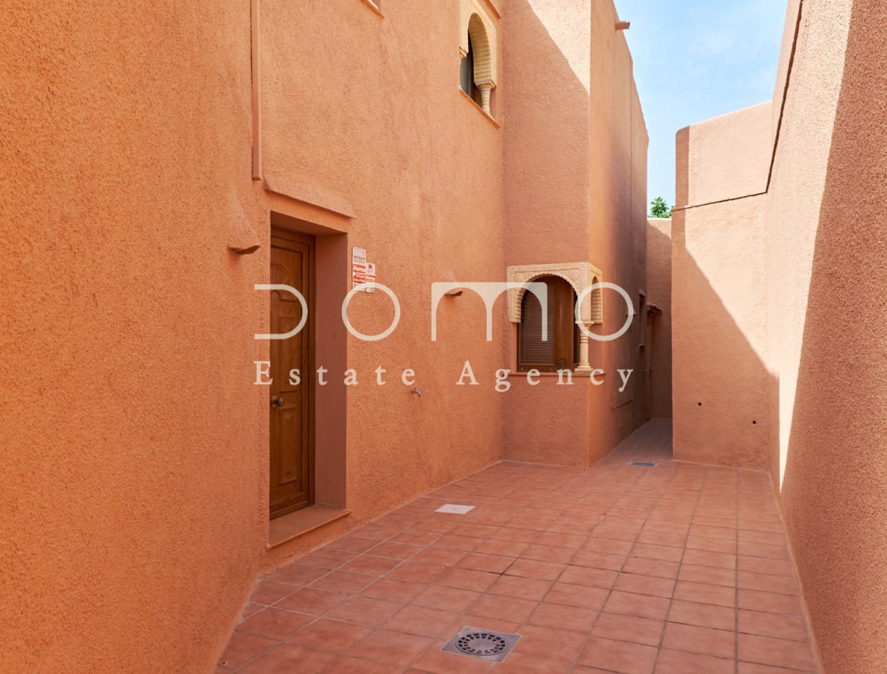 Resale - Villa / Semi-detached Villa - Turre