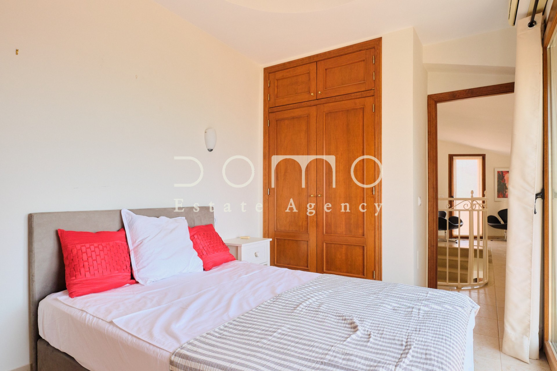 Resale - Villa / Semi-detached Villa - Turre