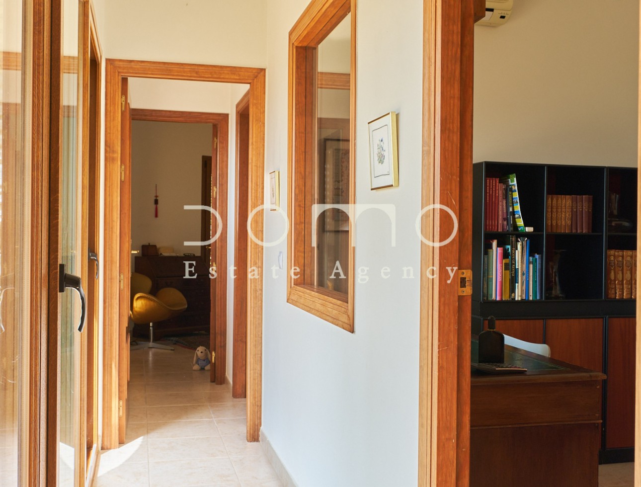 Resale - Villa / Semi-detached Villa - Turre