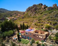 Resale - Villa / Semi-detached Villa - Turre