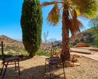 Resale - Villa / Semi-detached Villa - Turre