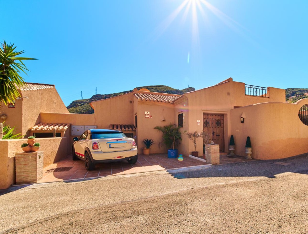 Resale - Villa / Semi-detached Villa - Turre