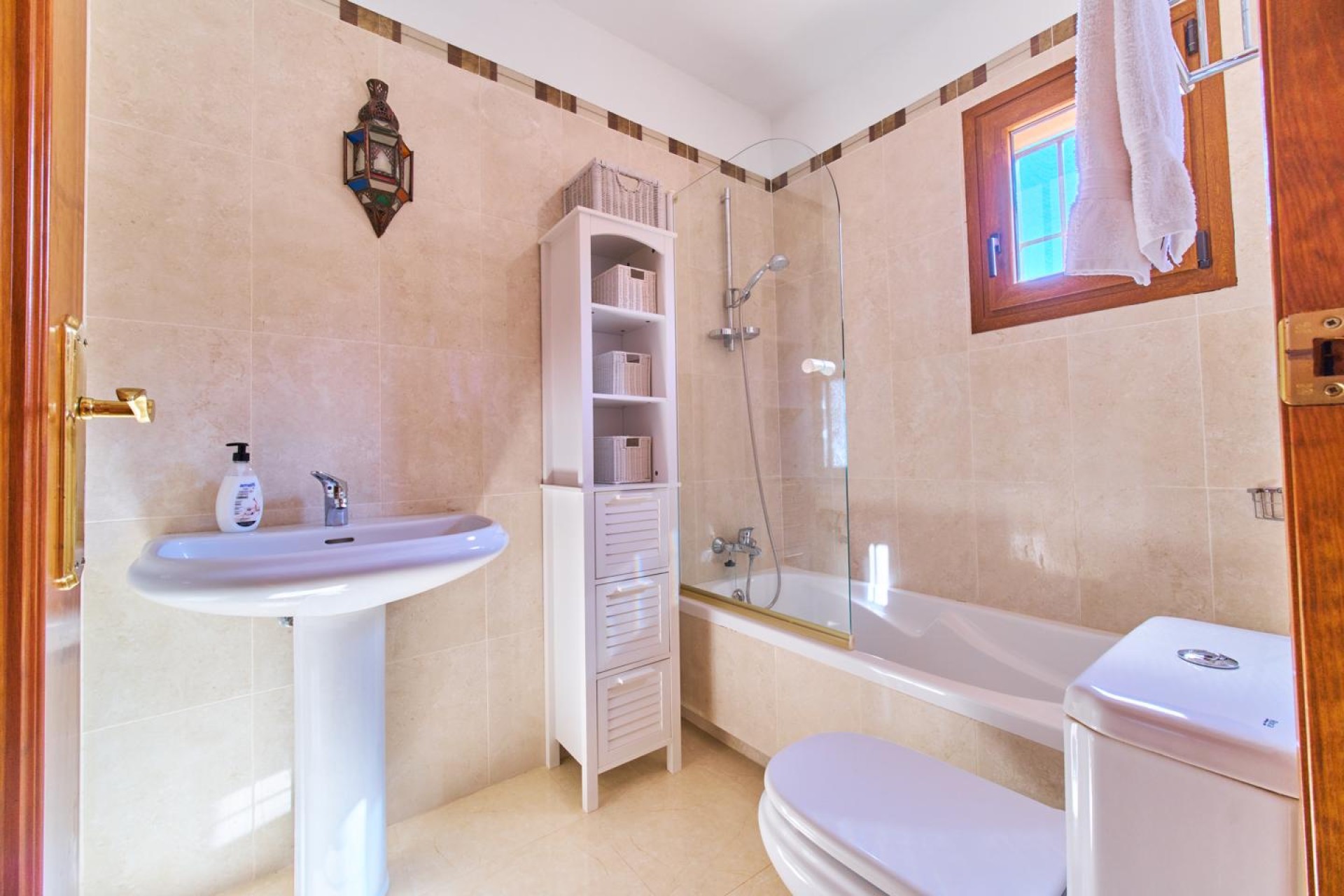 Resale - Villa / Semi-detached Villa - Turre