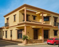 Resale - Villa / Semi-detached Villa - Turre