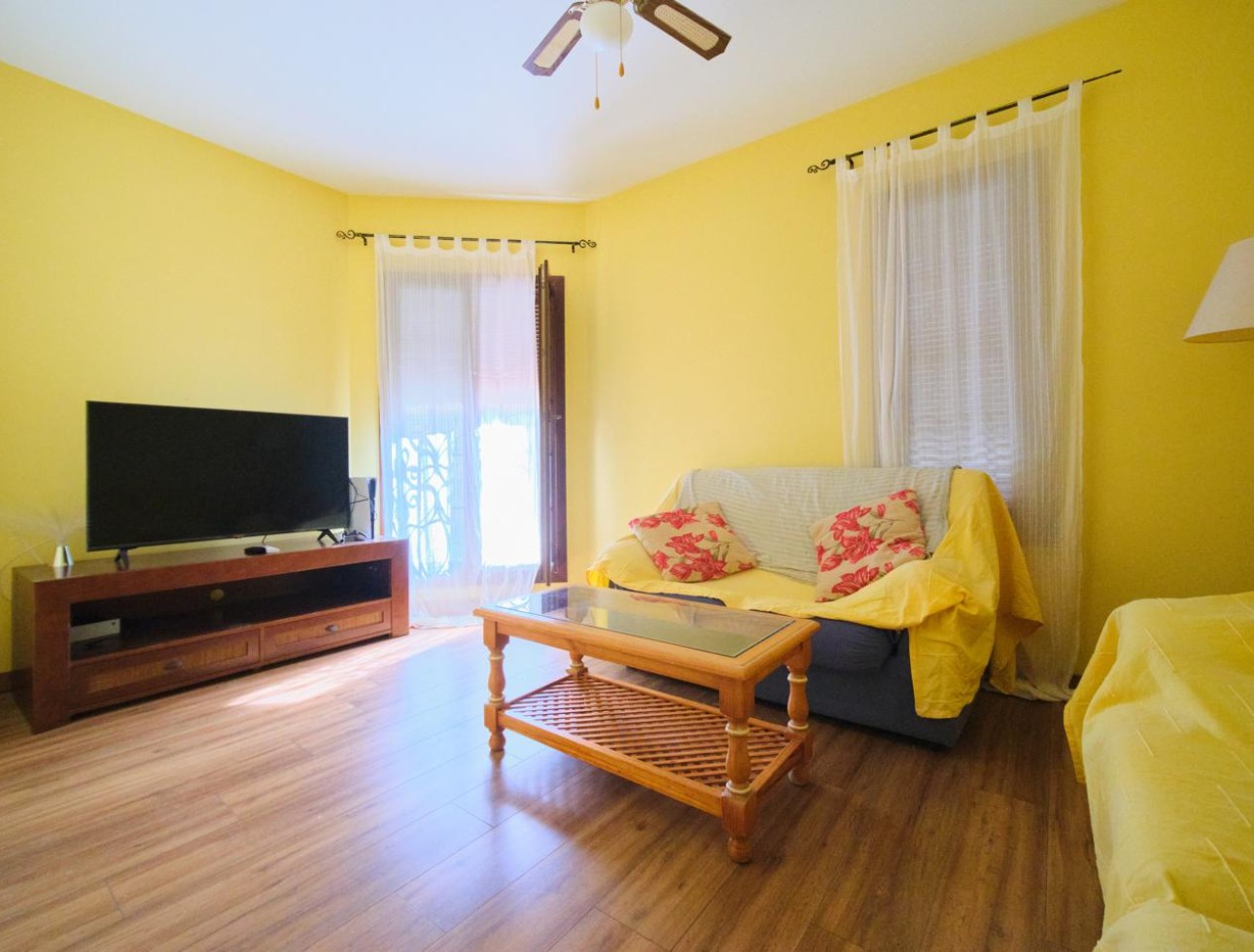 Resale - Villa / Semi-detached Villa - Turre