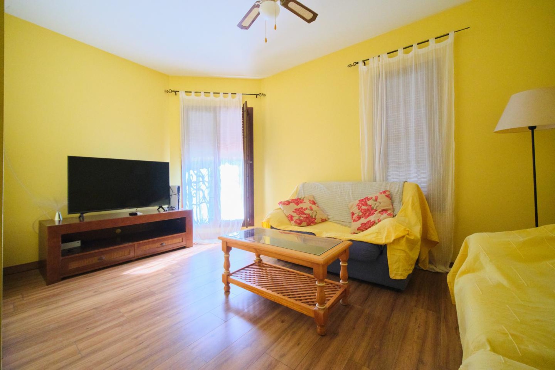 Resale - Villa / Semi-detached Villa - Turre