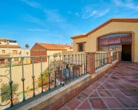 Resale - Villa / Semi-detached Villa - Turre