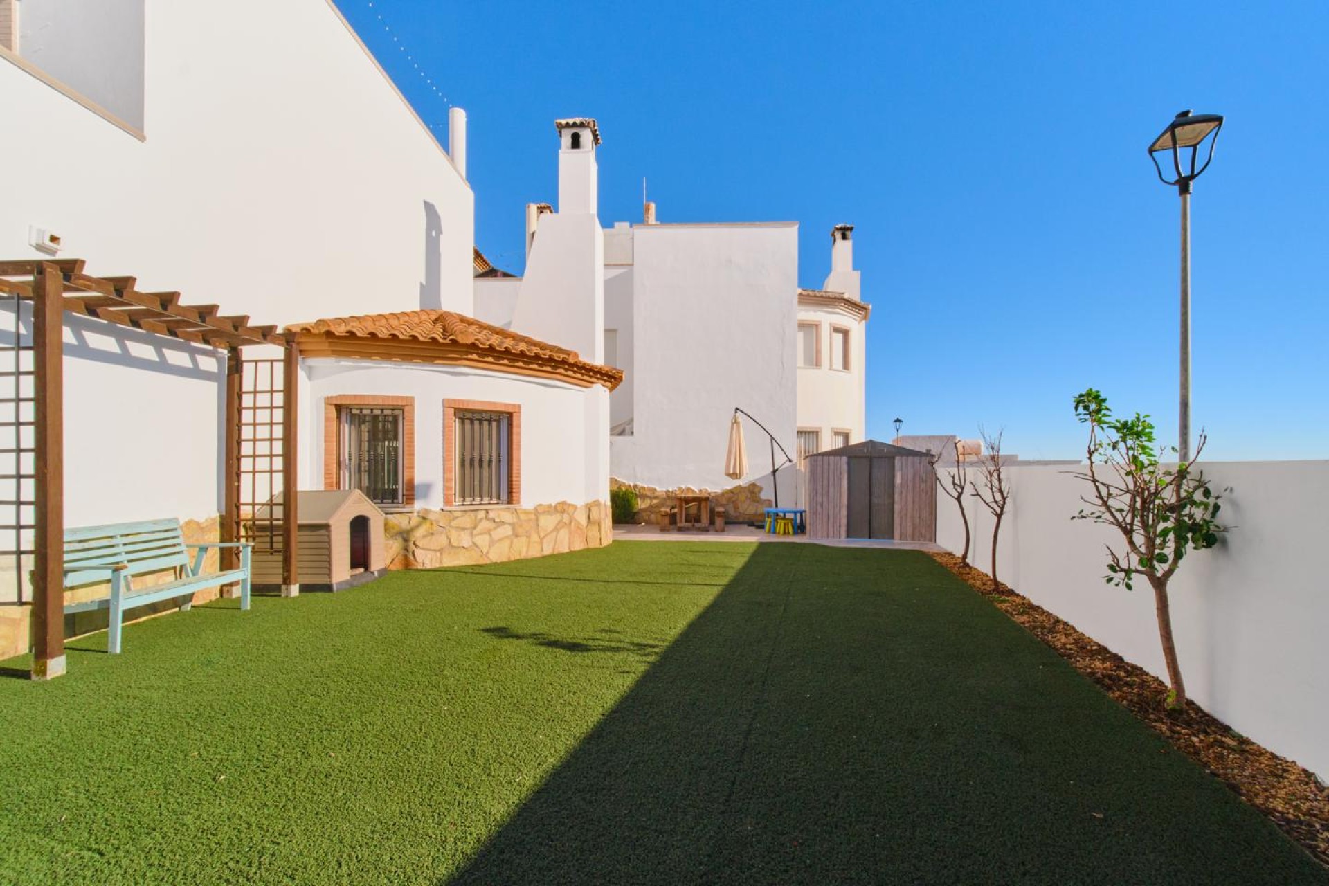 Resale - Villa / Semi-detached Villa - Turre