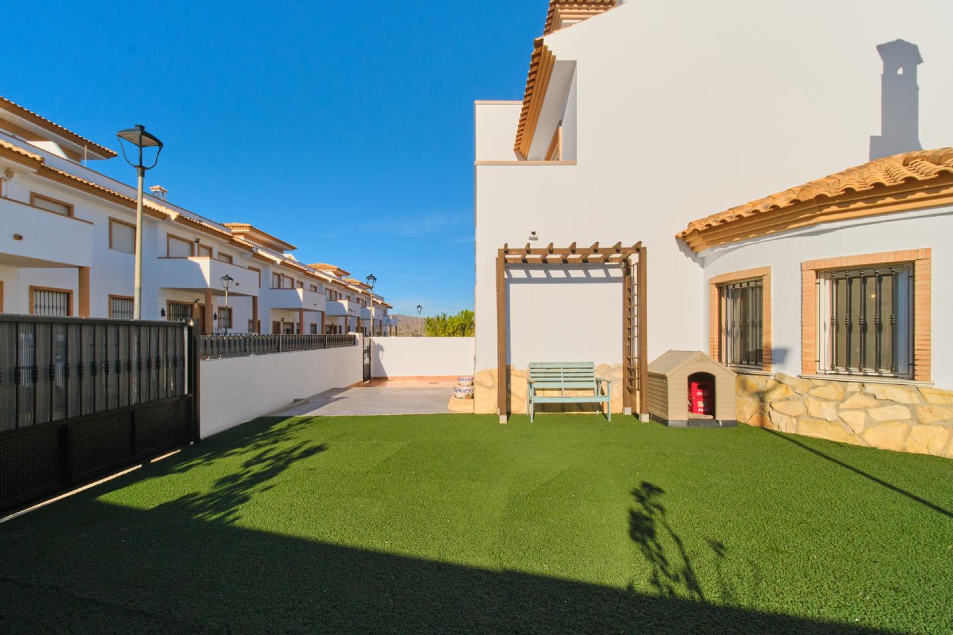 Resale - Villa / Semi-detached Villa - Turre