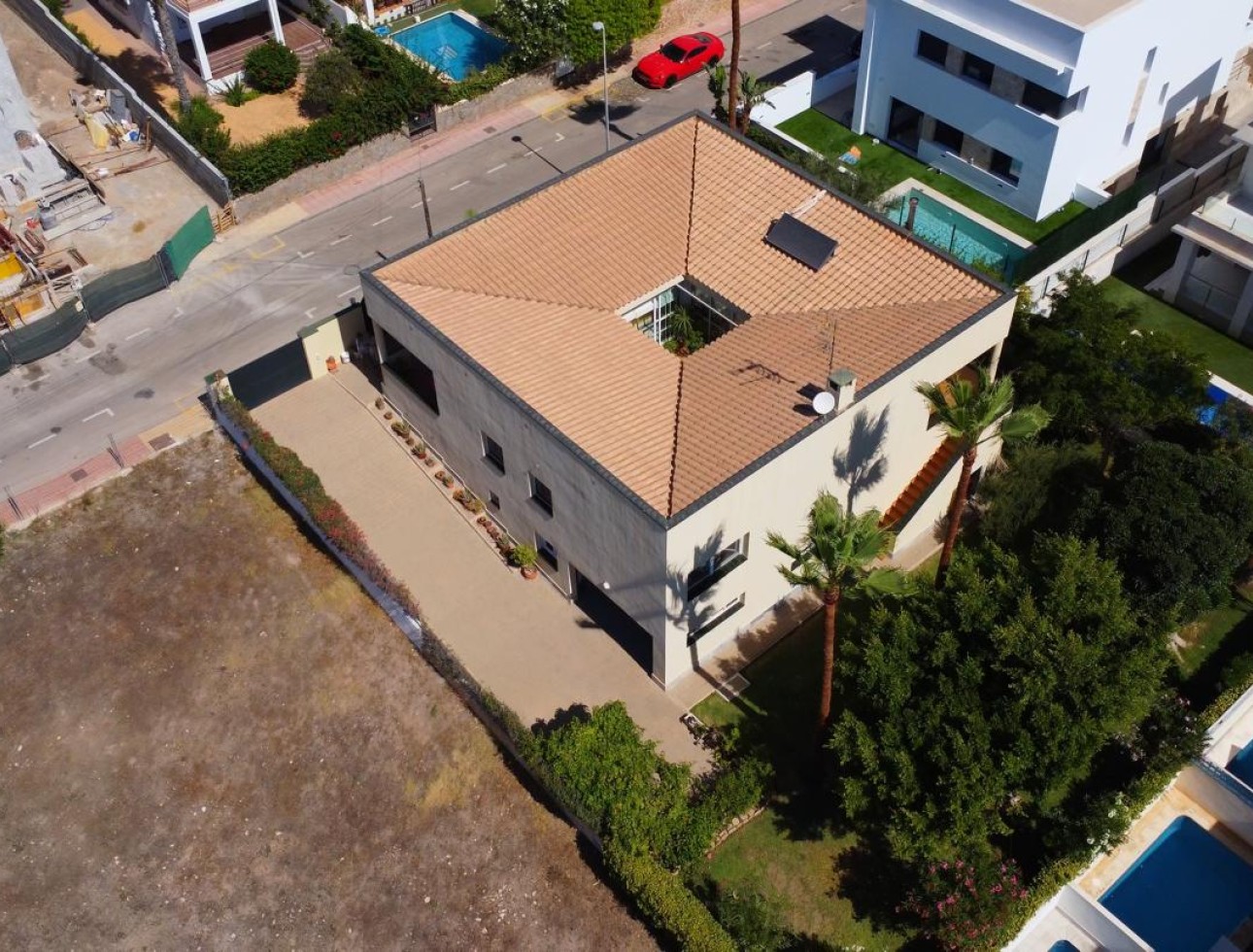 Resale - Villa / Semi-detached Villa - Vera