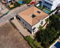 Resale - Villa / Semi-detached Villa - Vera