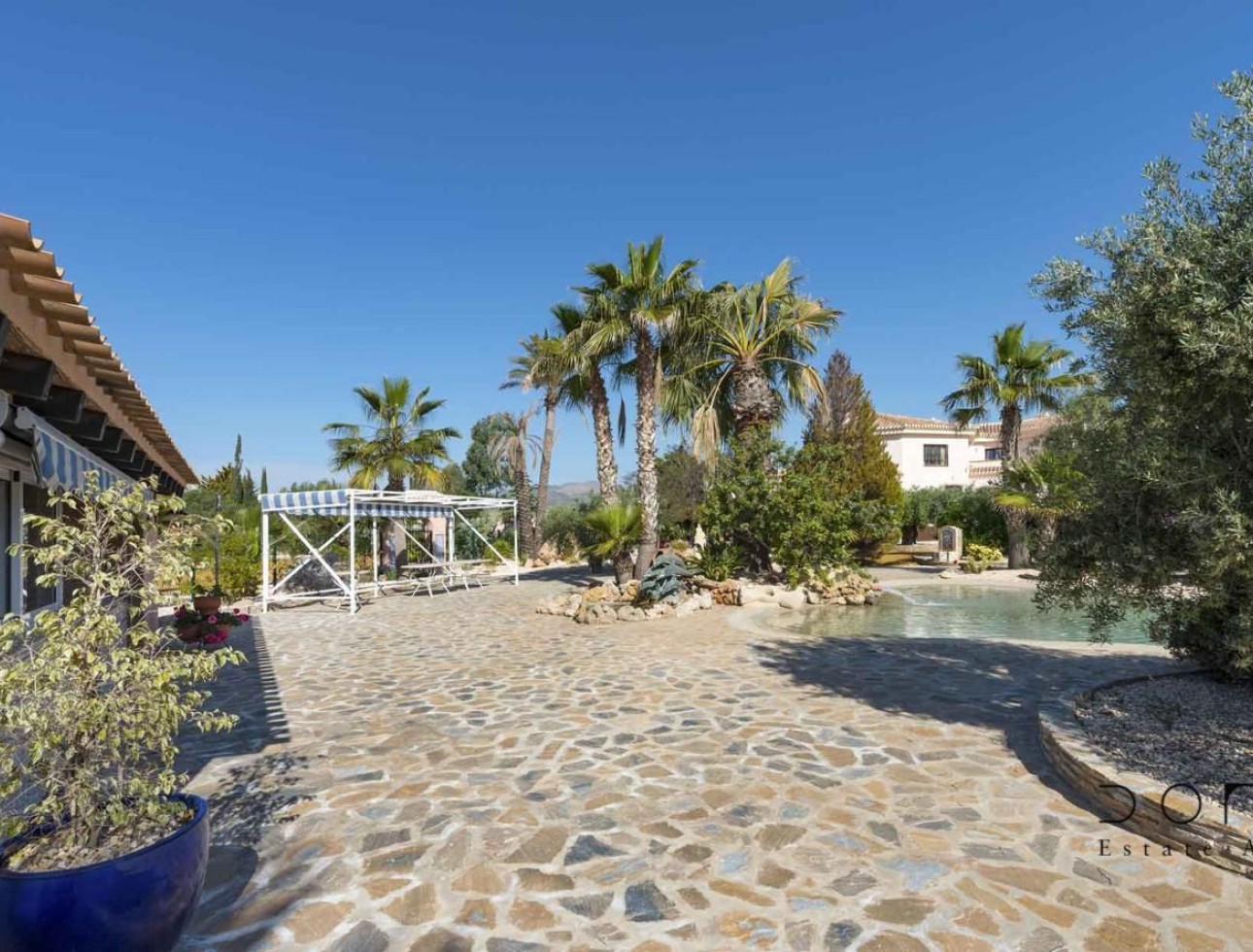 Resale - Villa - Turre