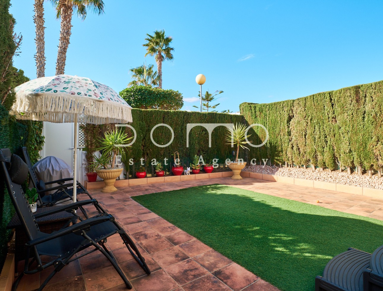 🏡 Almeria Property for Sale: Triplex in Mojácar Playa, garden views