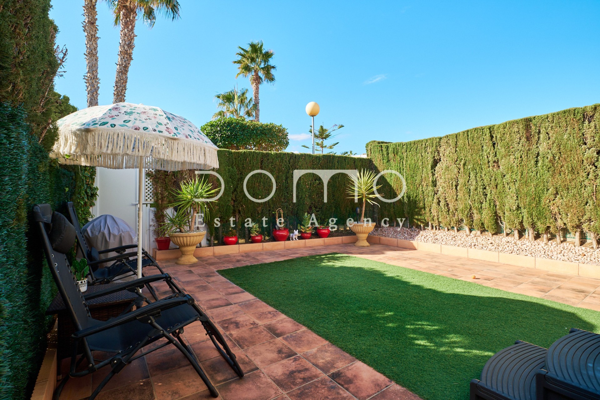 🏡 Almeria Property for Sale: Triplex in Mojácar Playa, garden views