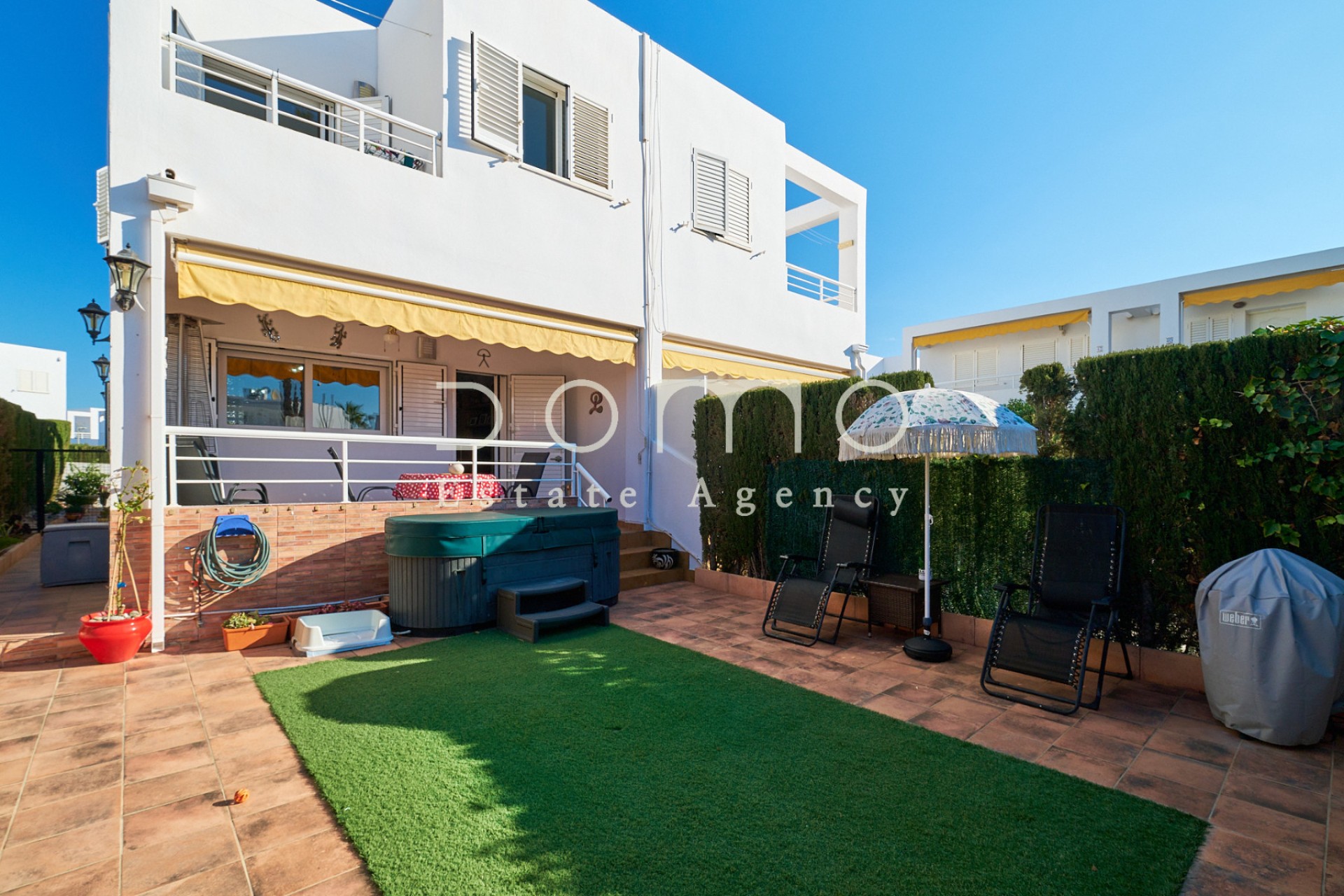 🏡 Almeria Property for Sale: Triplex in Mojácar Playa, garden views