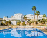 🏡 Immobilie zu verkaufen: Exklusives Triplex in Mojácar Playa mit Swimmingpool!