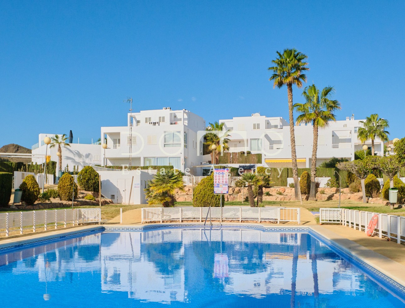 🏡 Property for Sale: Exclusive Triplex in Mojácar Playa, with swimming pool!