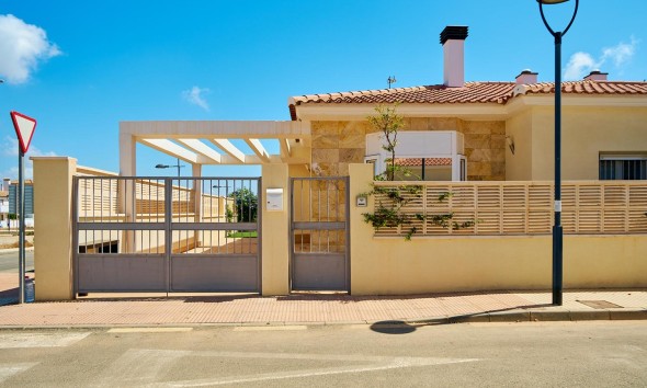 Villa / Chalet - Alquiler a largo plazo - Turre - Turre