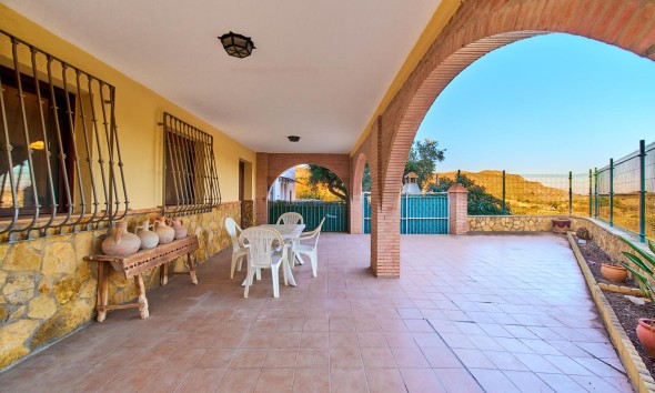 Villa / Chalet - Reventa - Lubrín - Lubrín