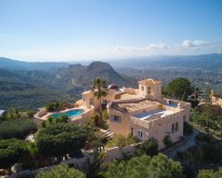 Villa independiente con piscina en Sierra Cabrera, Turre, Almería rodeada de naturaleza y vistas abiertas