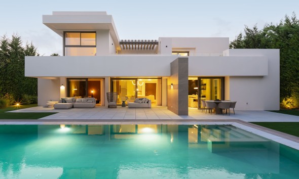 Villa - New Build - Estepona - Estepona