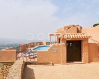 Wiederverkauf - Villa / Doppelhaushälfte - Turre