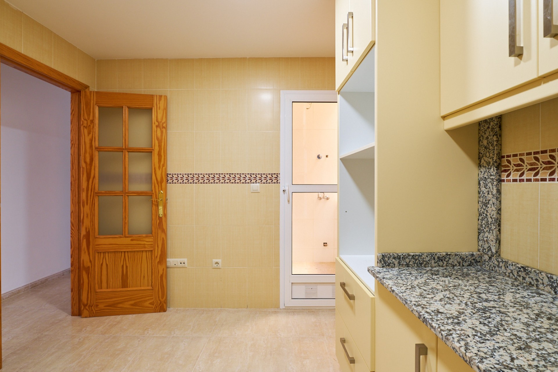Wiederverkauf - Wohnung - Turre