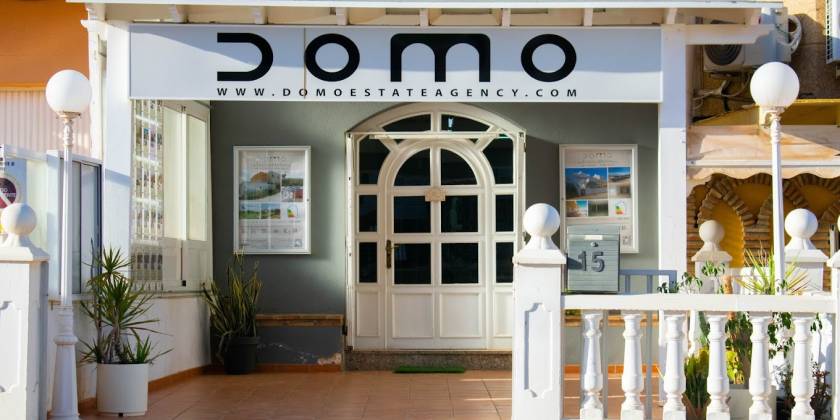 Are you looking for a house in Almeria? We are DOMO Estate Agency, your real estate agents in Turre