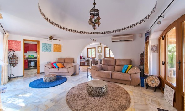 Resale - Villa - Turre