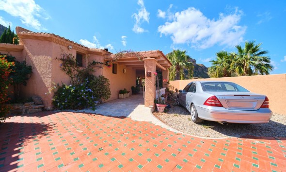 Resale - Villa - Turre