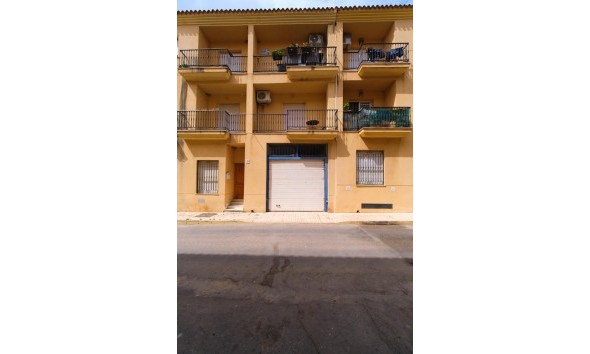 Resale - Parking - Turre