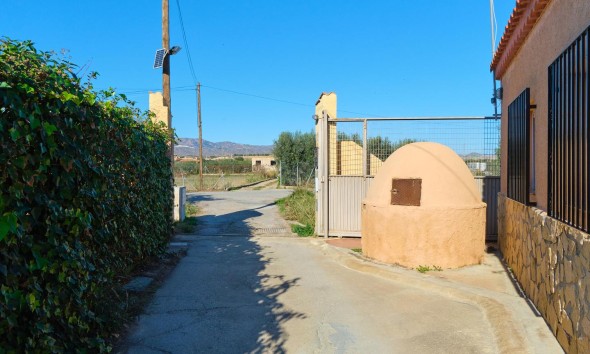 Revente - Maison de campagne - Turre