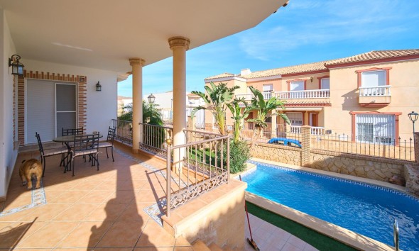 Resale - Villa - Los Gallardos