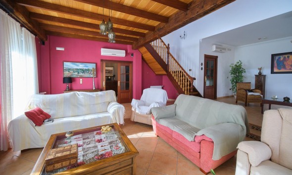 Resale - Villa - Los Gallardos