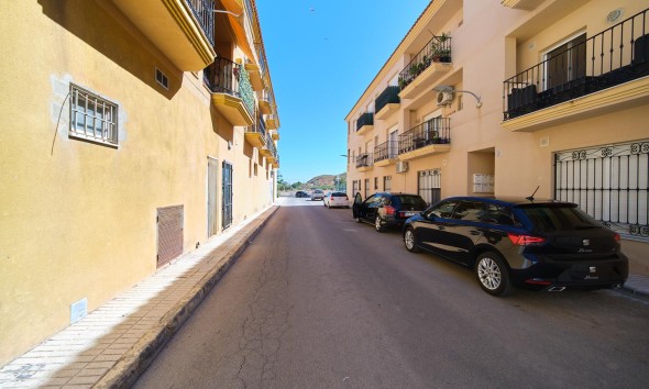 Resale - Apartment / flat - Turre