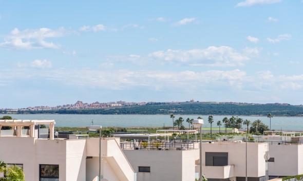 Neue Gebäude - Einfamilienhaus - Los Montesinos