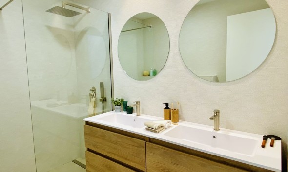 Obra nueva - Bungalow bajo - Pilar de la Horadada