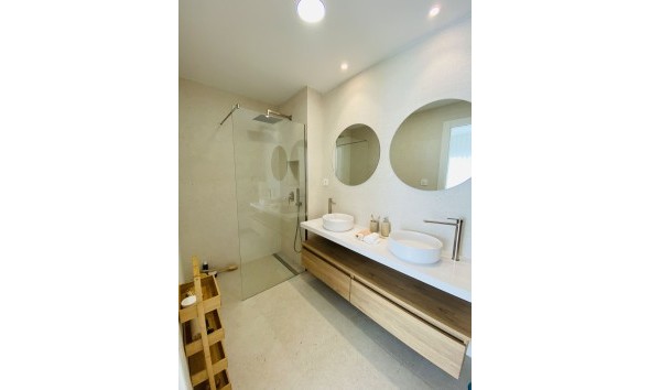 Obra nueva - Bungalow bajo - Pilar de la Horadada